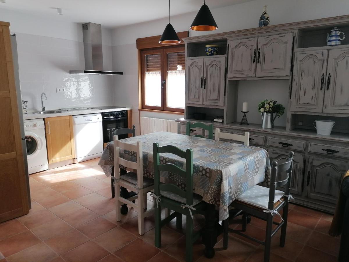 Casa Rural El Enebral En Potes Picos De Euopa Colio Kültér fotó